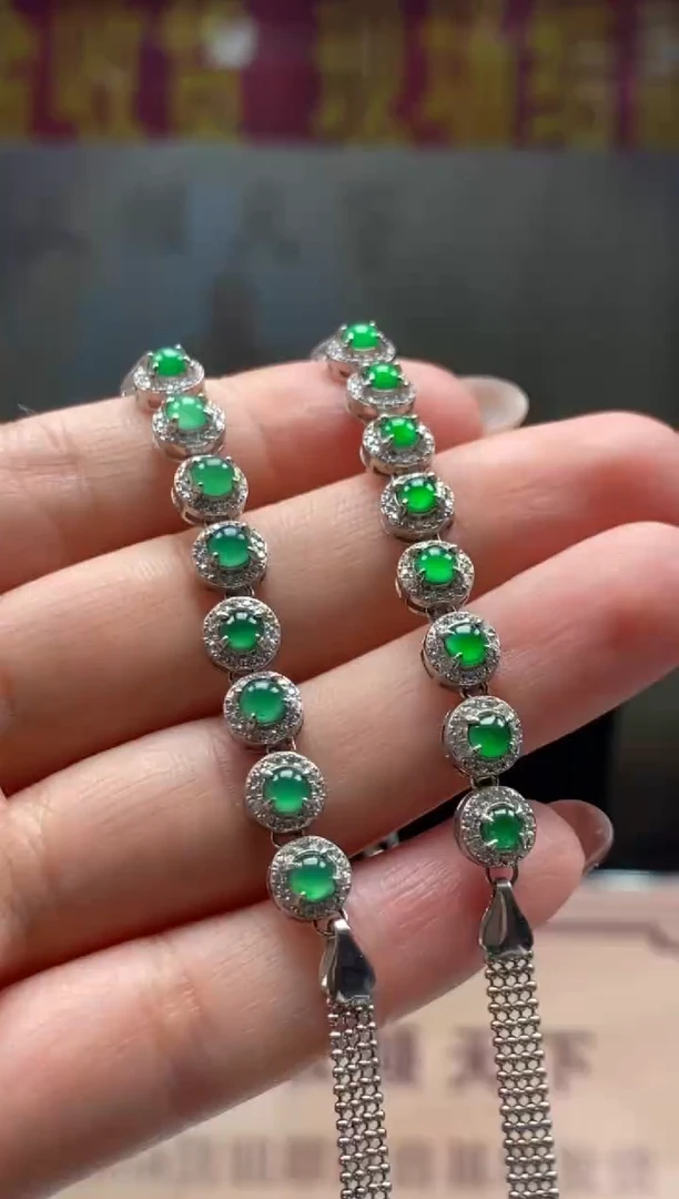 【闪购商品】翡翠手链未镶嵌多样性发货【只发一件】*q22