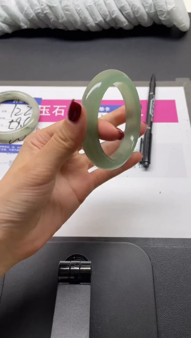 未镶嵌手镯石英质玉123-56