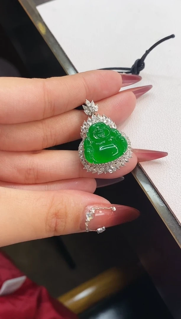 【闪购商品】翡翠颈饰18K金镶嵌佛公