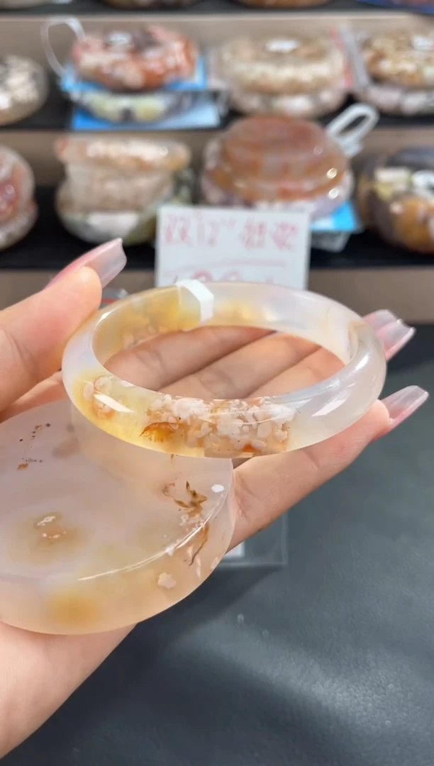 未镶嵌手镯石英质玉61