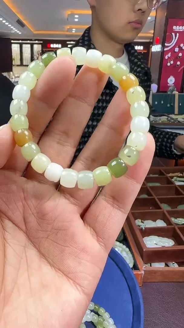 未镶嵌和田玉挂件【陆1225】37 gx 多样性发其一