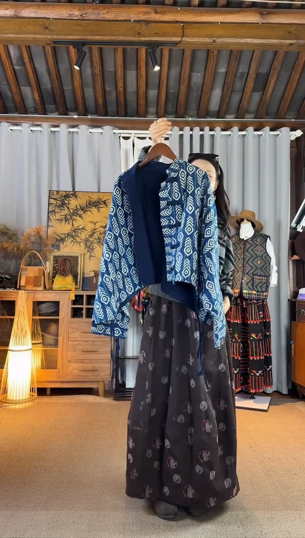 设计师款中式立领盘扣外套羽毛款