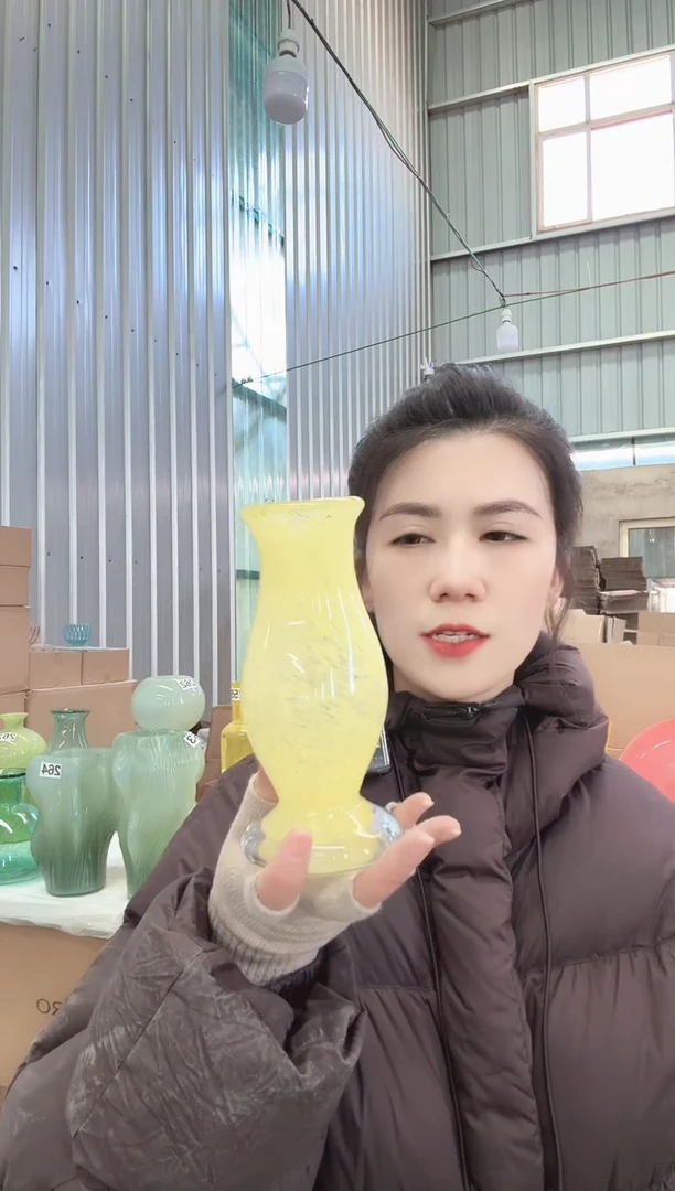 101直播玻璃花瓶