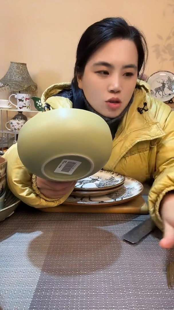 瓷片6英寸碗  微瑕介意勿拍