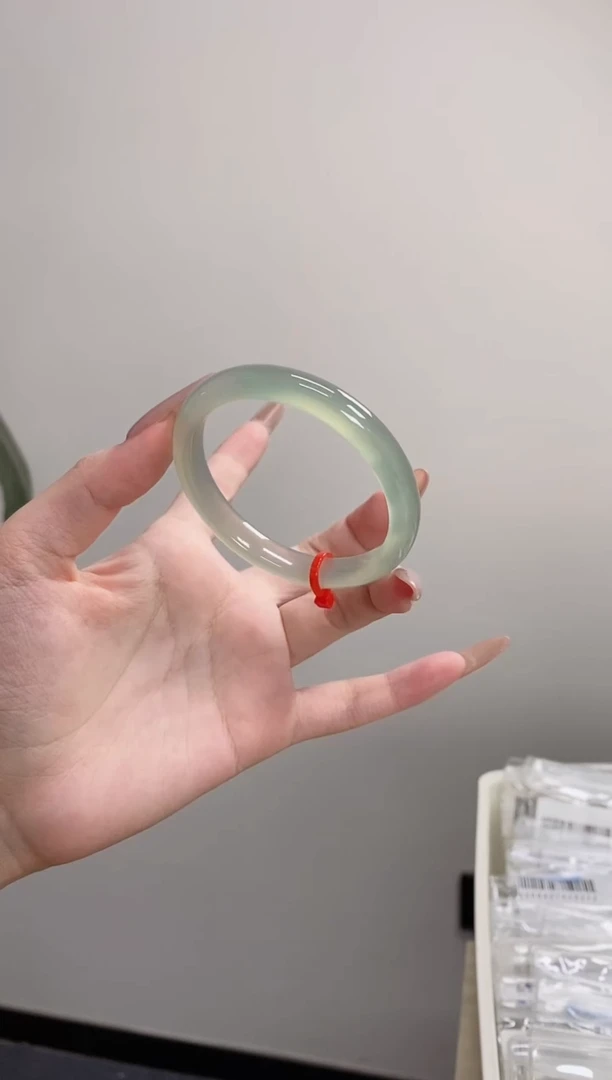 手镯玛瑙/玉髓未镶嵌54-55窄条