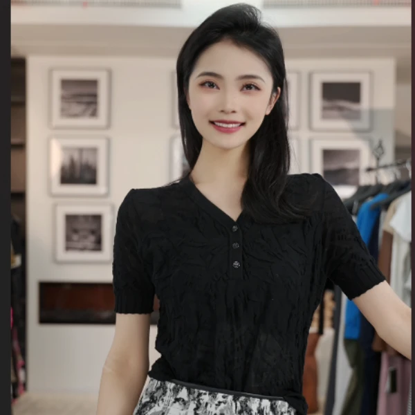 曼德诗新款上新毛衫Y710106