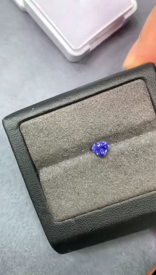 裸石蓝宝石1.01ct 卡CGTL40549