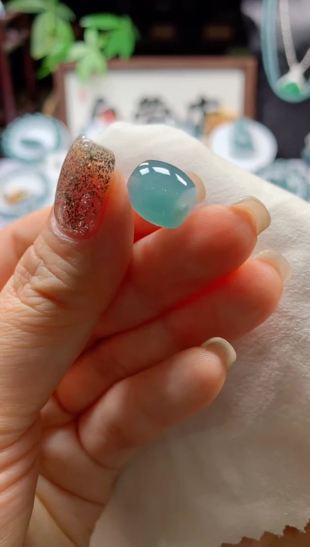 翡翠未镶嵌颈饰0314750215（鼓珠卡11+）