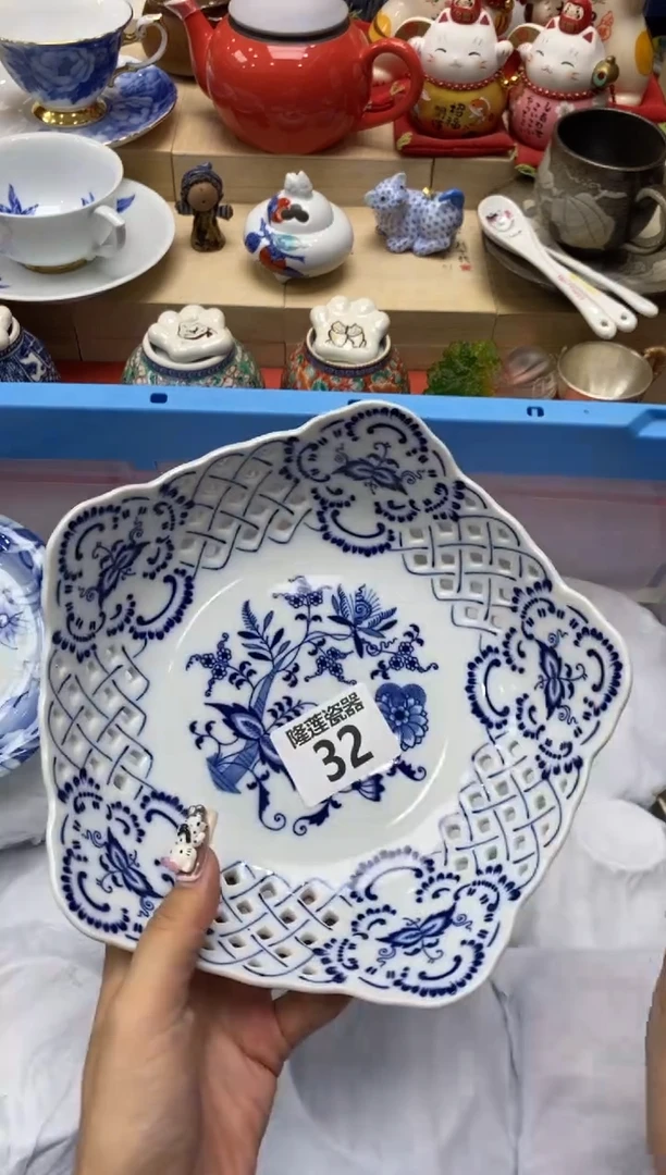 瓷片是**?隆莲瓷器欢迎大家