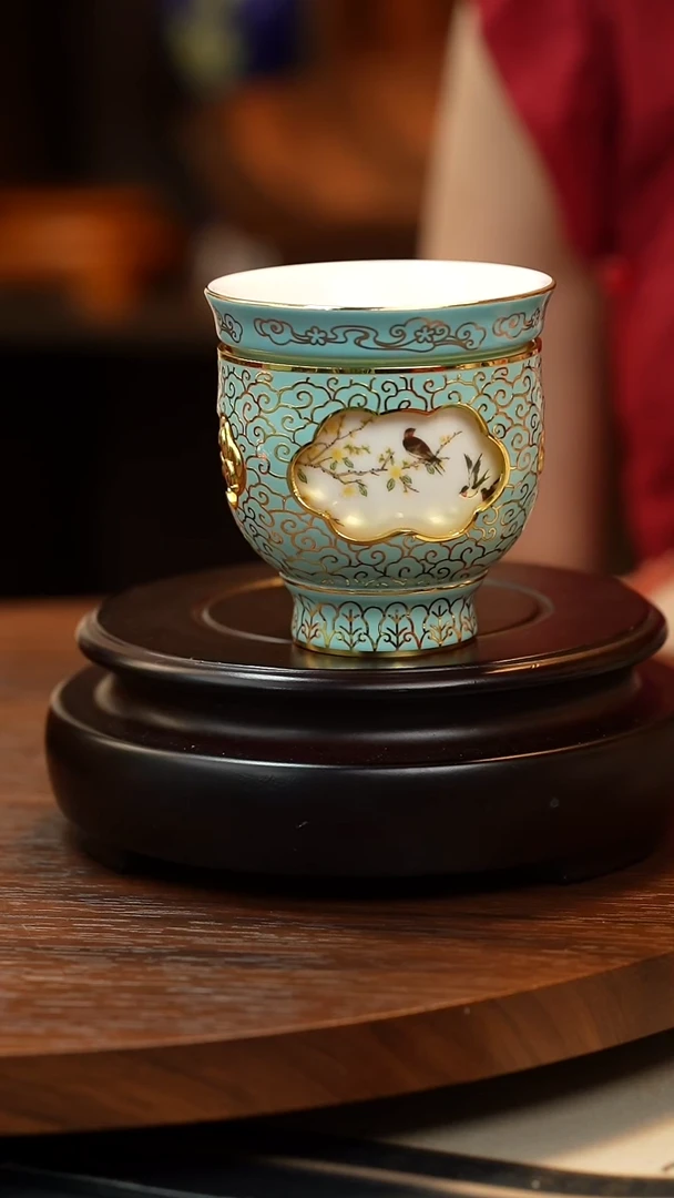 大师作品  旋转主人杯
