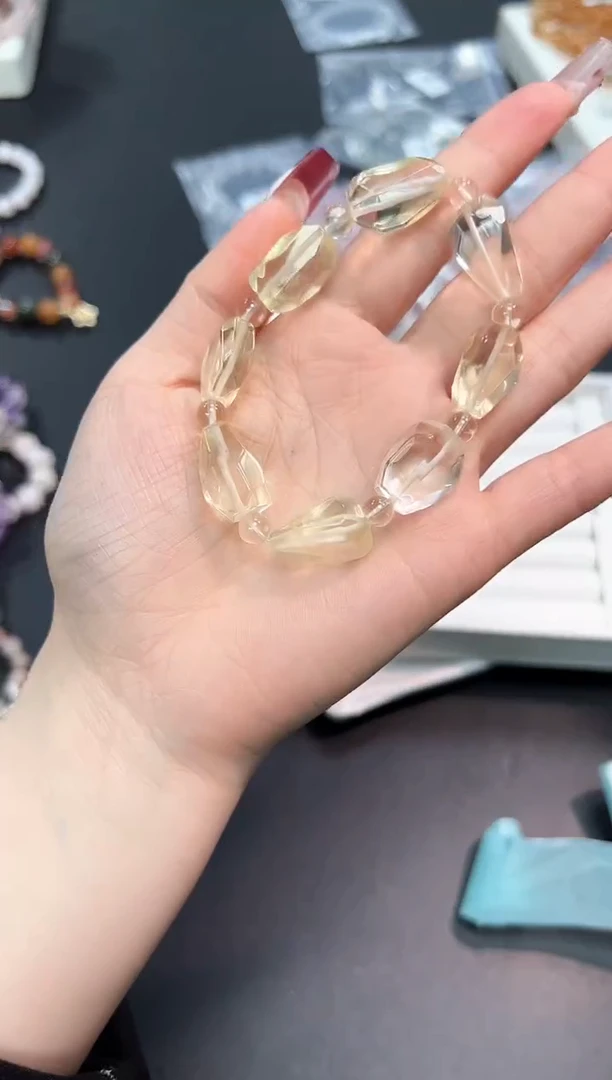 【闪购商品】水晶手串未镶嵌96W多样性发其一1条默认微瑕