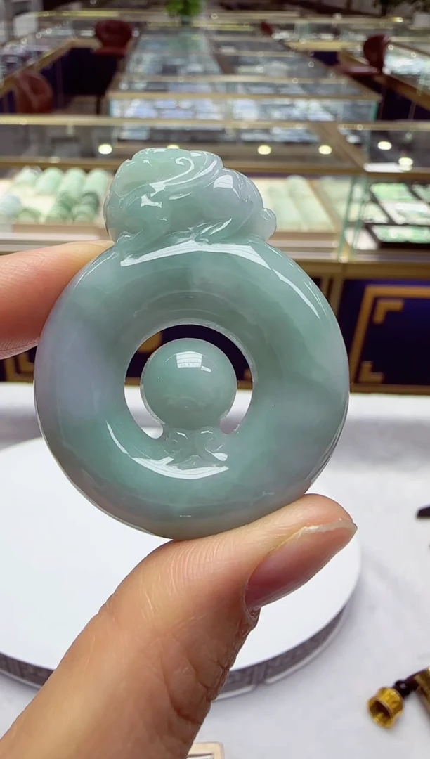 颈饰未镶嵌翡翠有求必应