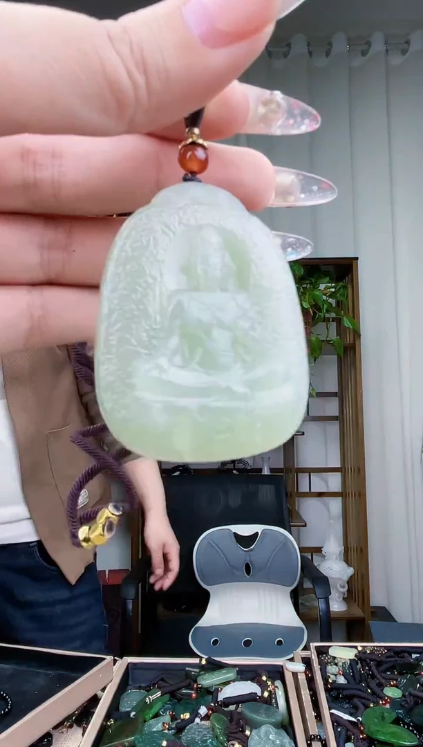 【闪购商品】和田玉挂件未镶嵌拍一发一，多样性发货！