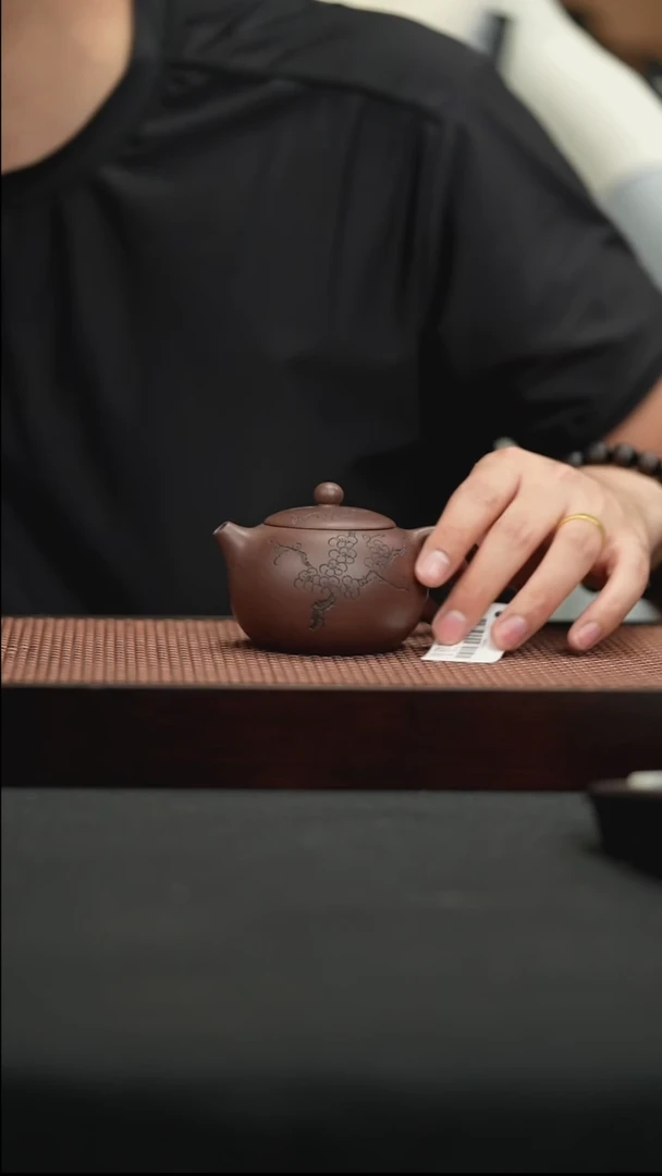 茶壶紫砂底槽清刻绘西施