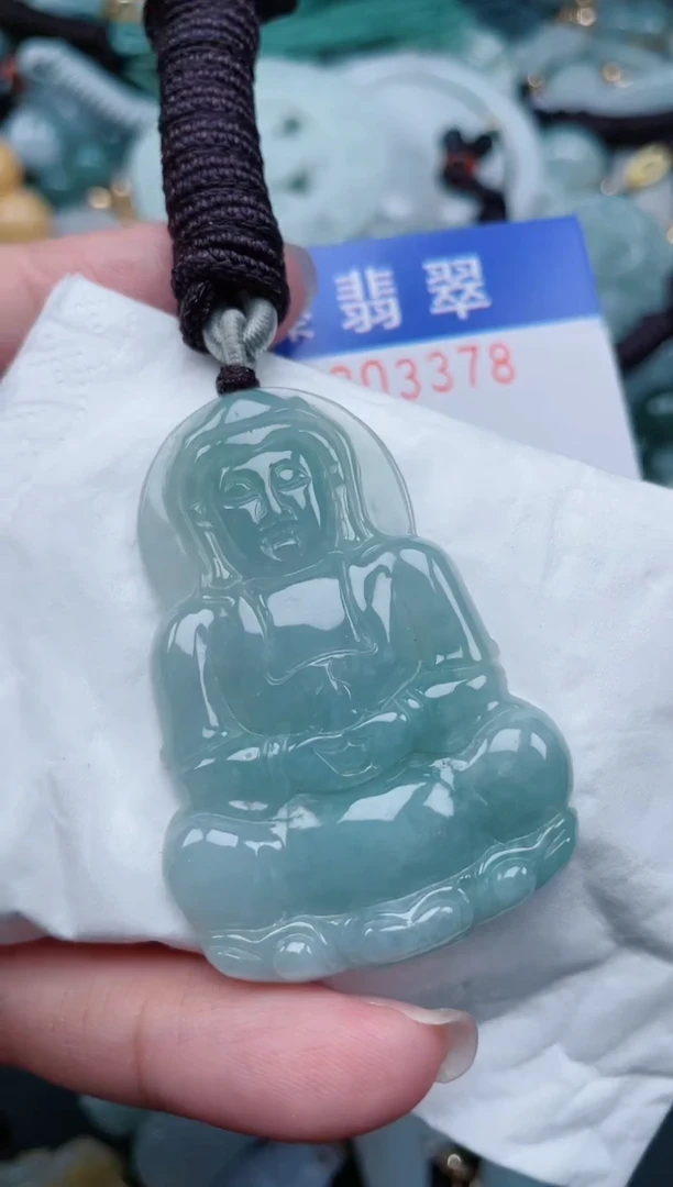 翡翠未镶嵌颈饰.0003378