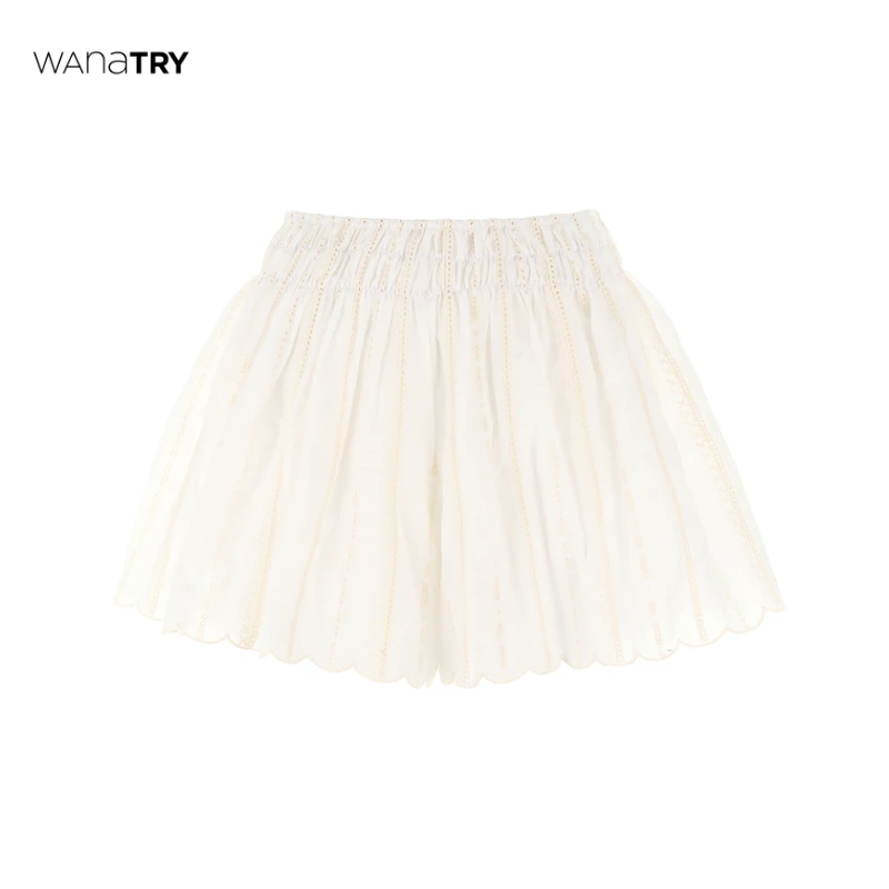 Wana Try白色休闲百搭精致刺绣褶皱短裤（早春新品） 【达人】