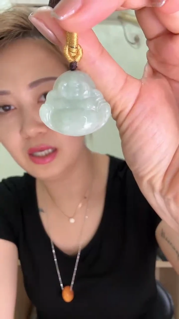 翡翠未镶嵌颈饰吊坠