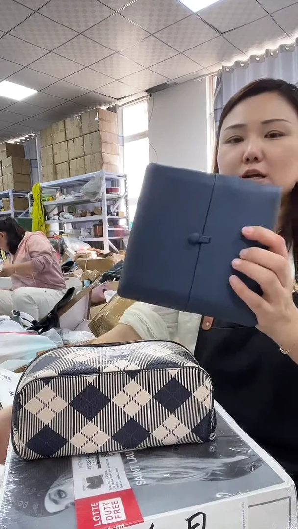 牦牛剖层皮革琪老板女包1号店超好看