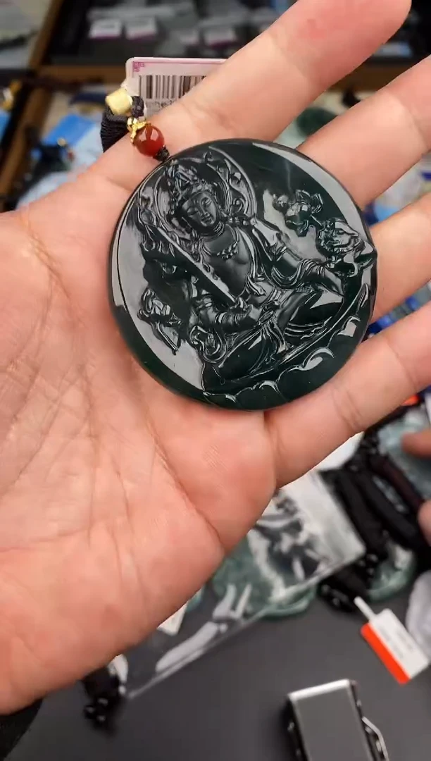 【闪购商品】翡翠颈饰未镶嵌  天然翡翠，一物一图