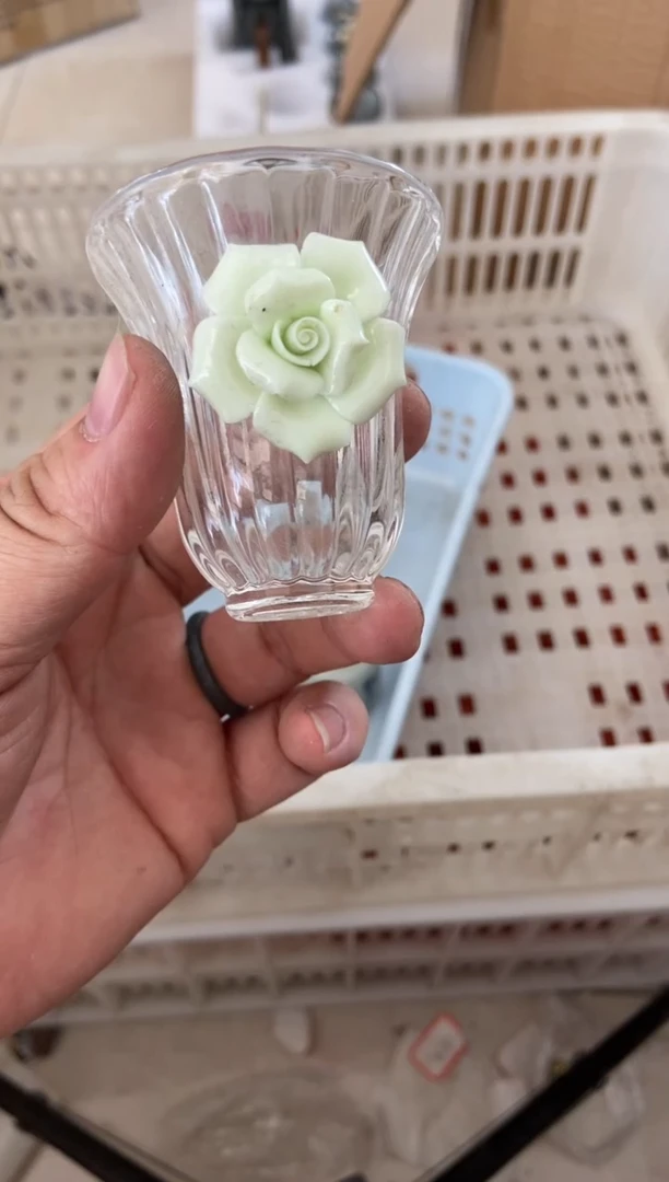 杯无运费险有瑕疵的摄影的产品有使用过的痕迹有点脏介意勿拍