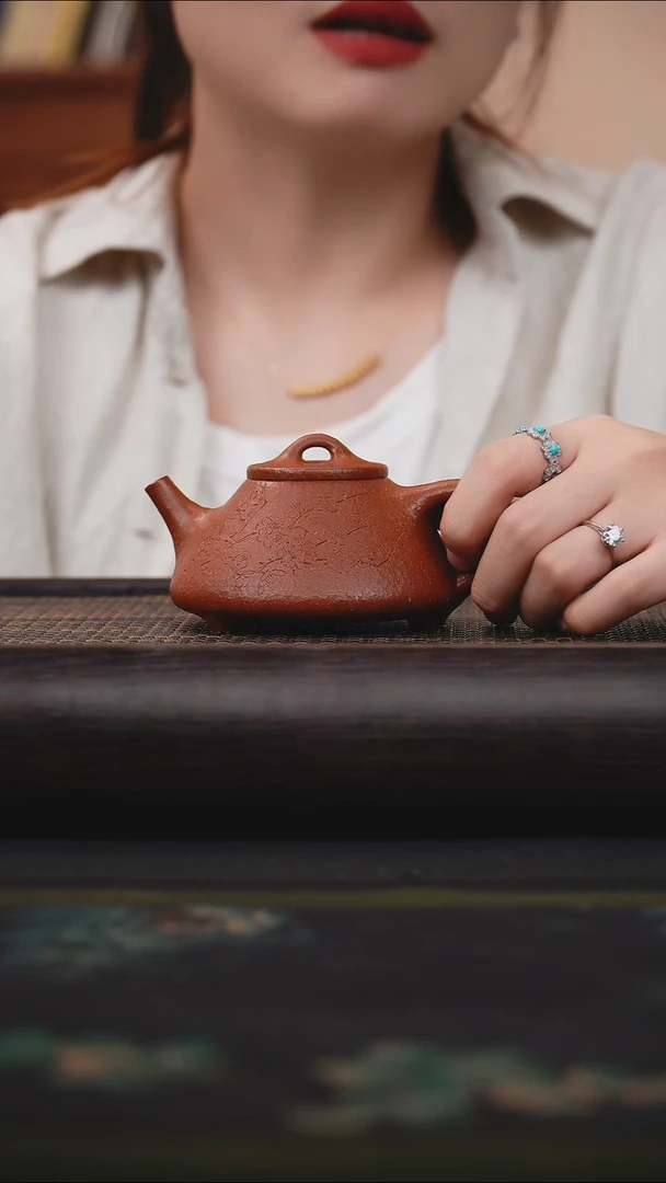 茶壶紫砂老朱泥 子冶