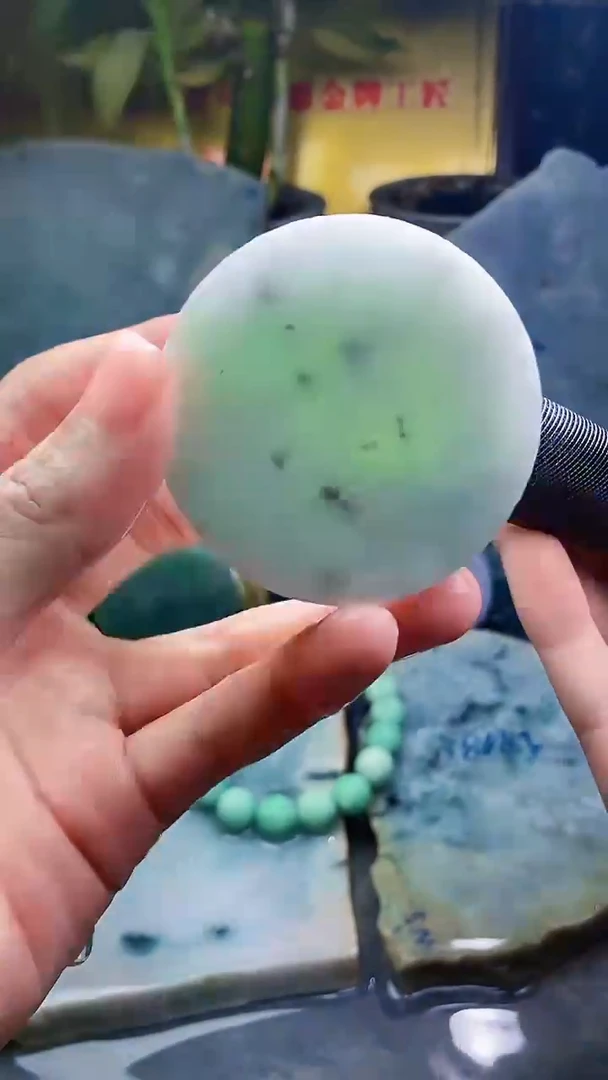 未镶嵌挂件翡翠小雨172