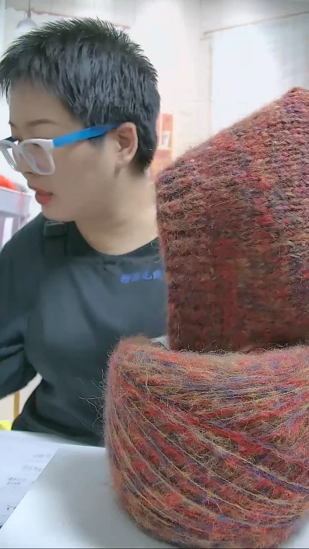 混纺【F566维多利亚】羊毛马海毛1团(0.5斤)（6mm针）