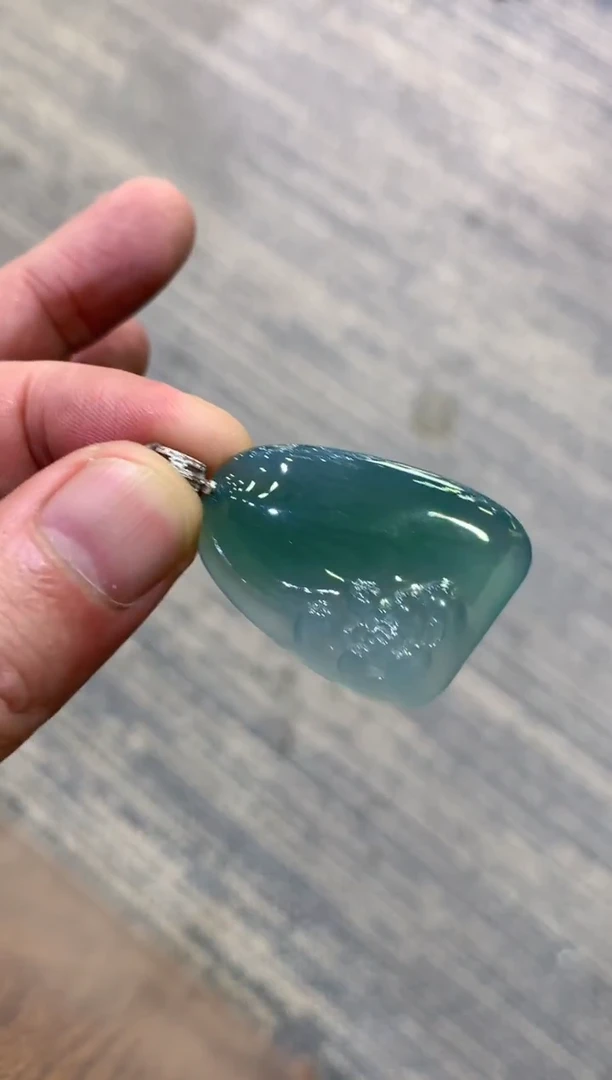 颈饰未镶嵌翡翠天然A货翡翠