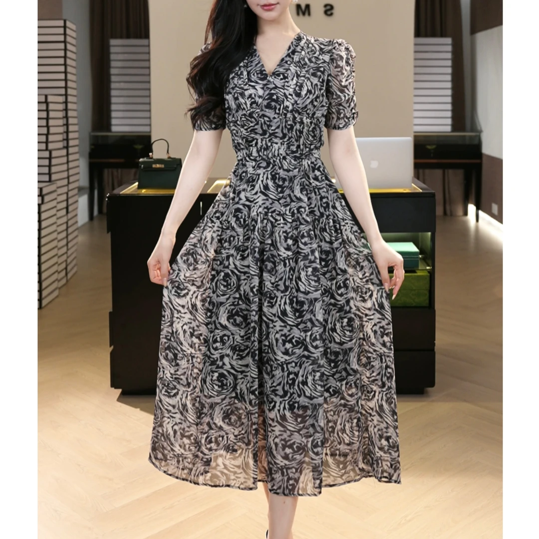 现货2025夏季新款【ZF-57】轻奢女装法式赫本风v领小众碎花连衣裙