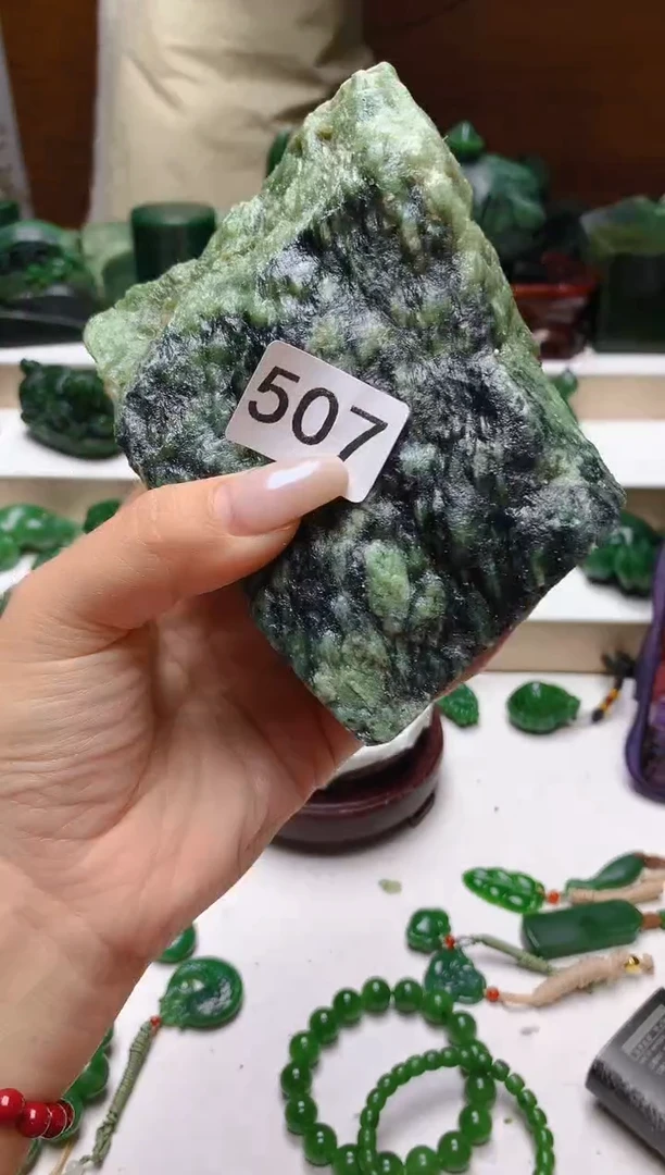 未镶嵌和田玉（碧玉）珠宝半成品1