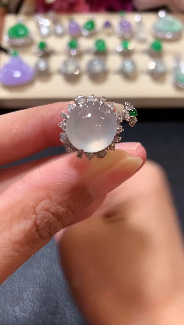 18K金镶嵌戒指翡翠z93