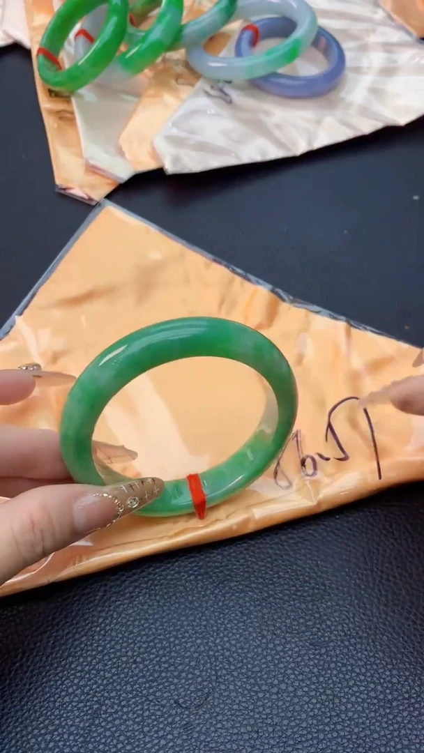 未镶嵌手镯翡翠0382945891