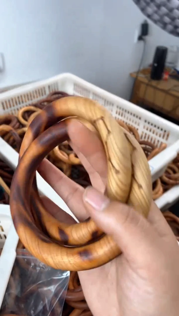 【闪购商品】木桃木带花纹80乾坤圈随机发货