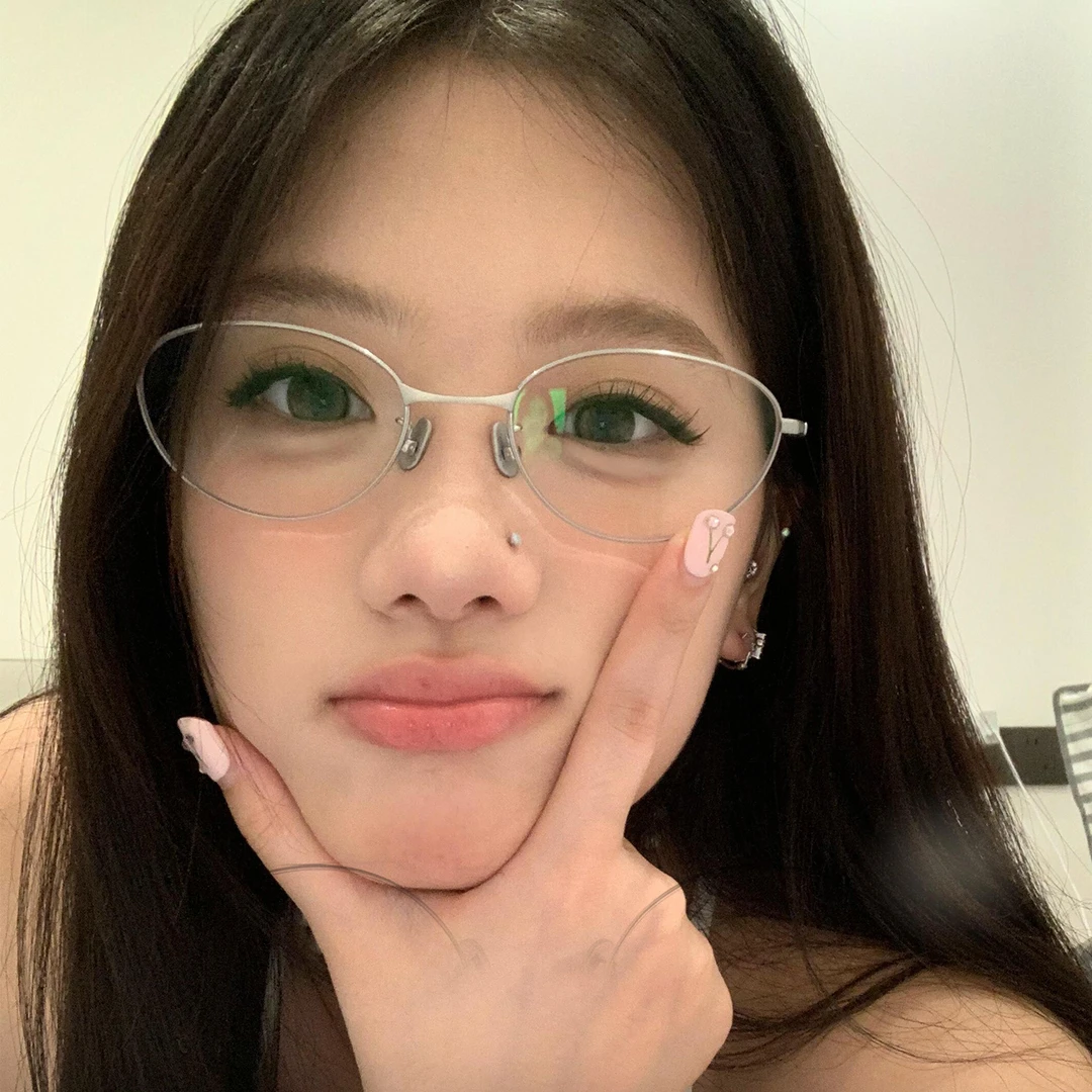 【LeTeamShop】老钱风清冷感猫眼镜框金属架女超轻防蓝光方圆脸