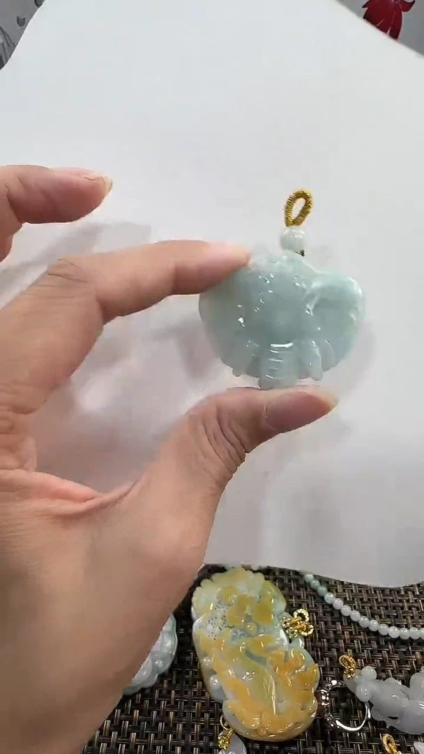 翡翠未镶嵌颈饰满佳117翡翠 未镶嵌 颈饰