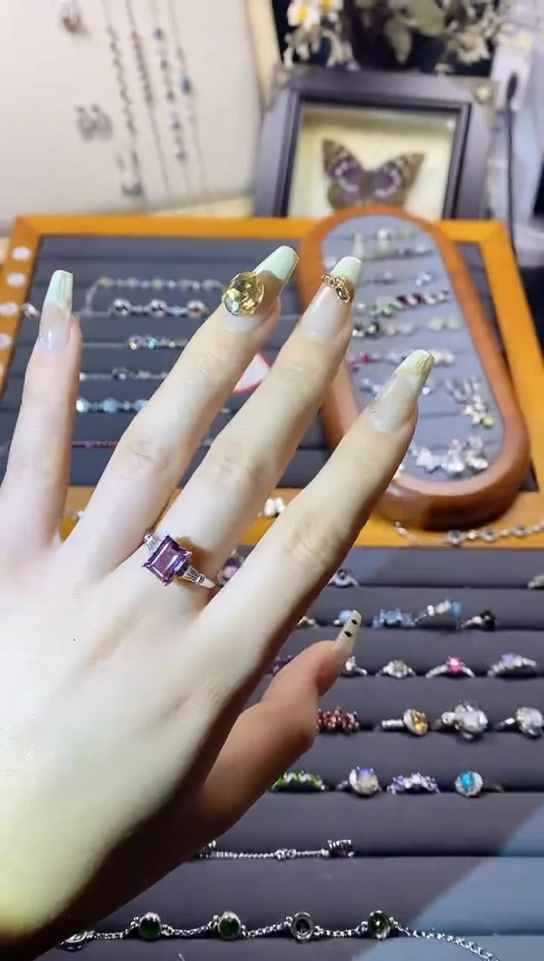 【闪购商品】水晶手链银S925镶嵌A59