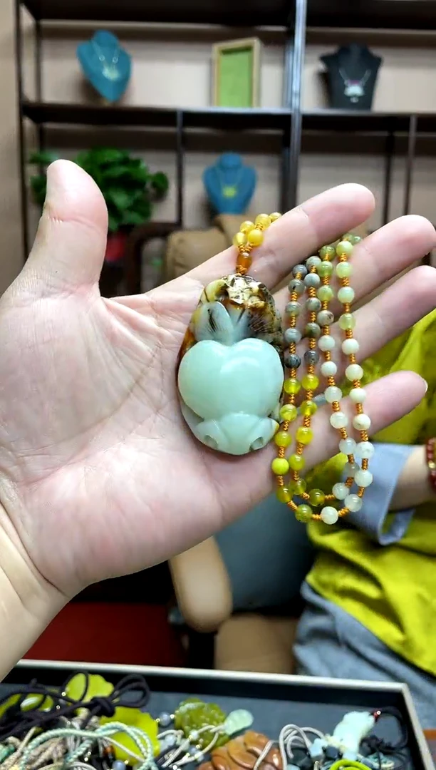 【闪购商品】岫玉吊坠未镶嵌多样性发货其中发一