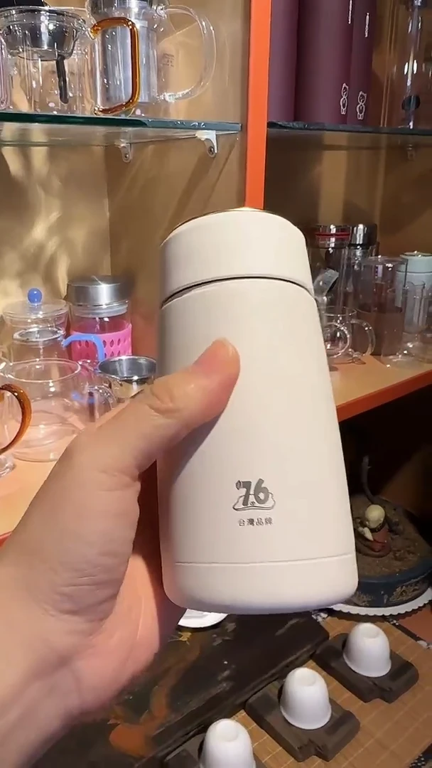 304不锈钢台湾76品牌 女款小号保温杯240ml