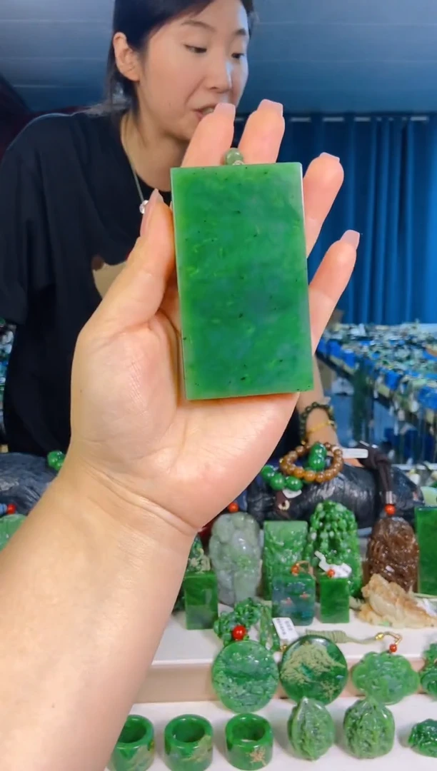 和田玉未镶嵌挂件1