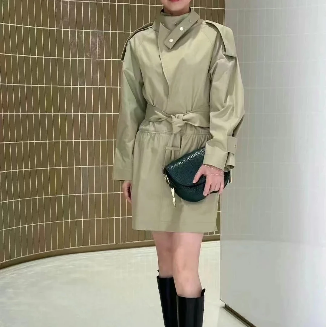 未使用 BURBERRY/博柏利 卡其色纯棉女士风衣  8077789/73E