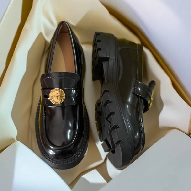 5373-10春季英伦乐福鞋女鞋学院风马衔扣一脚蹬深口