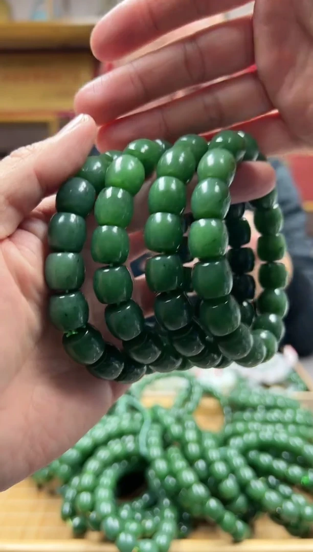 【闪购商品】和田玉手链未镶嵌13俄料老辣绿多样性发货·拍一发一