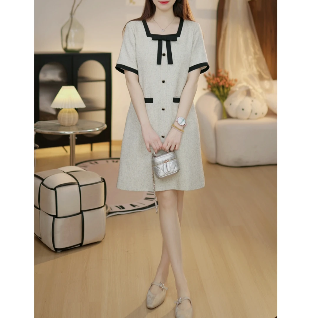 【2025X001】气质时尚方领小香风宽松轻奢名媛显瘦连衣裙2025X001