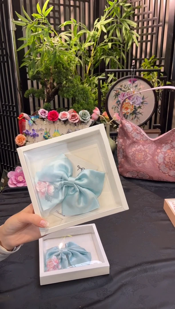 织绣小***薇非遗苏绣手工饰品