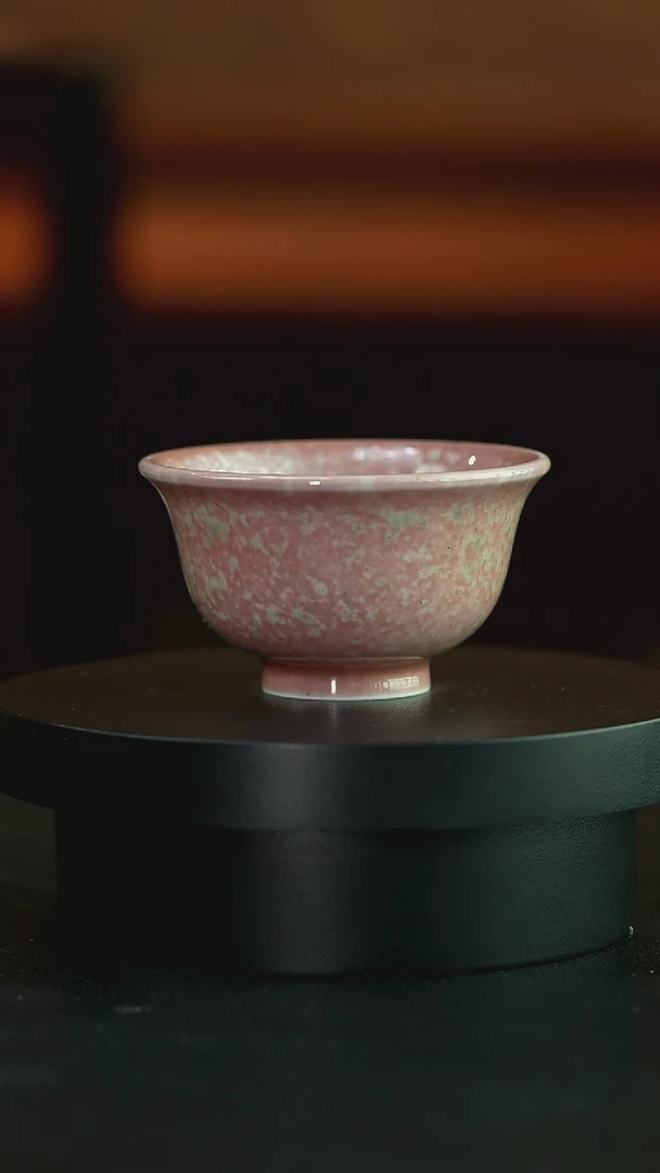 杯庐陵昱西两字篆款压手杯（26号）