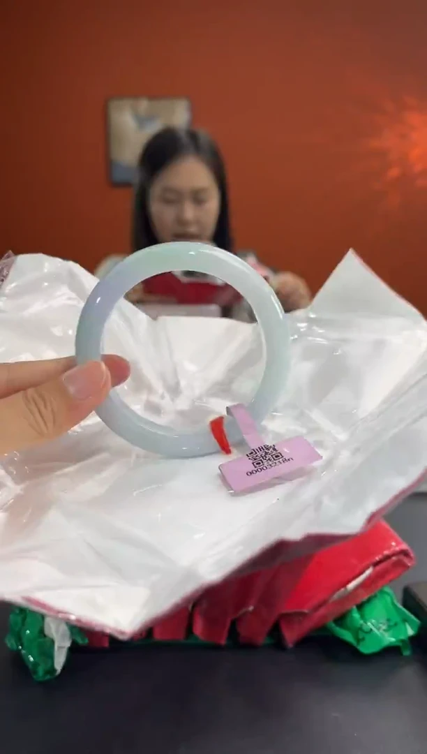 未镶嵌手镯翡翠7