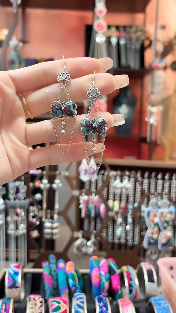 织绣云织谣民族风精美饰品 47**