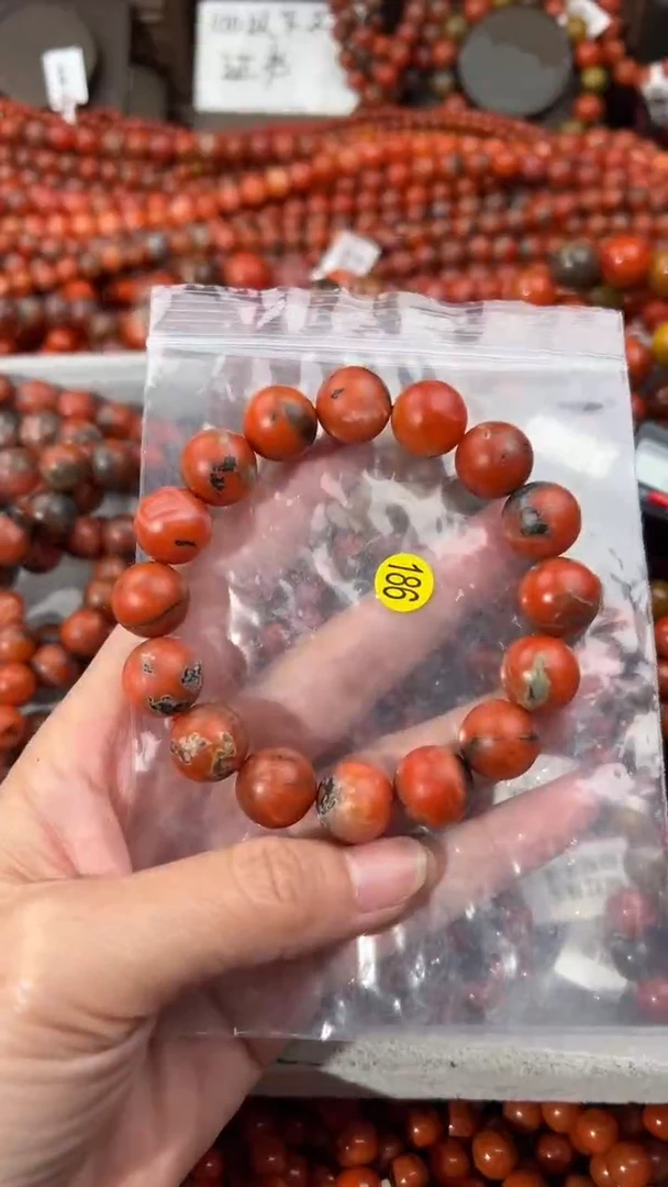 南红玛瑙手串未镶嵌13+