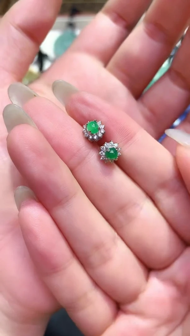 颈饰银S925镶嵌翡翠25110109