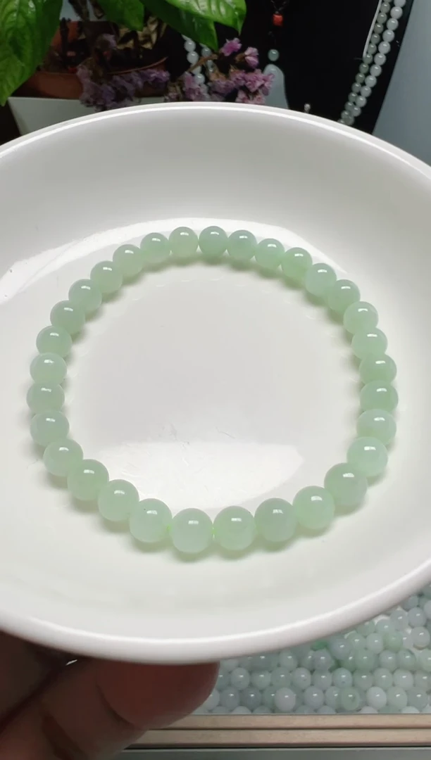 散珠翡翠纯天然缅甸A货翡翠卡5.8，306颗